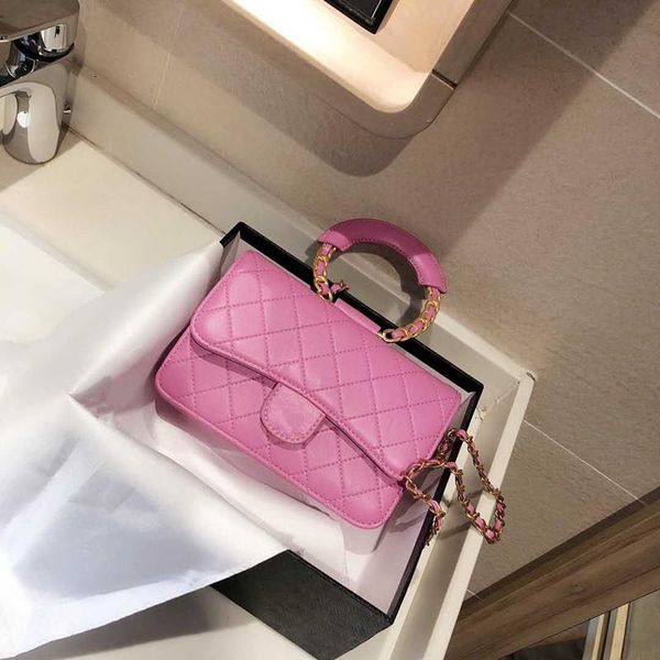 2020 designer new women's bag fashion single shoulder messenger bag diamond chain bag
2020 designer new women's bag fashion single shoulder messenger bag diamond chain bag