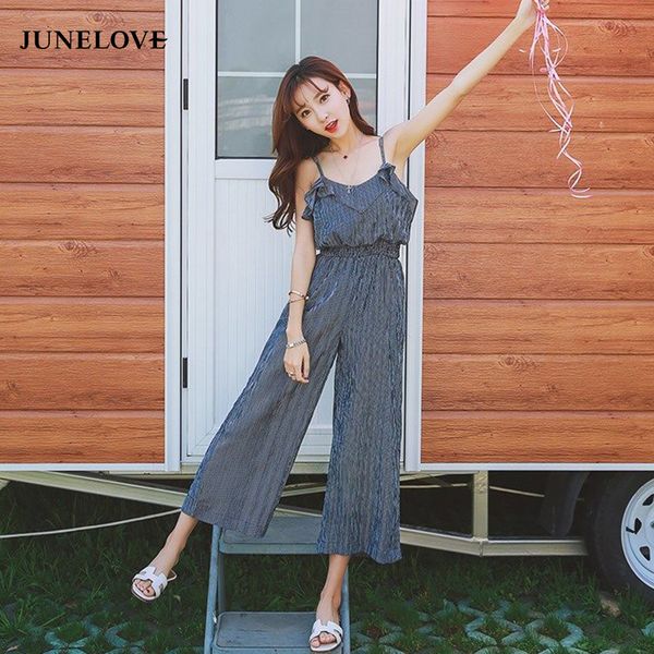 junelove 2020 women jumpsuit romper vintage lady jumpsuit wide trousers playsuit female summer striped print ruffles beach pants, Black;white
junelove 2020 women jumpsuit romper vintage lady jumpsuit wide trousers playsuit female summer striped print ruffles beach pants, Black;white