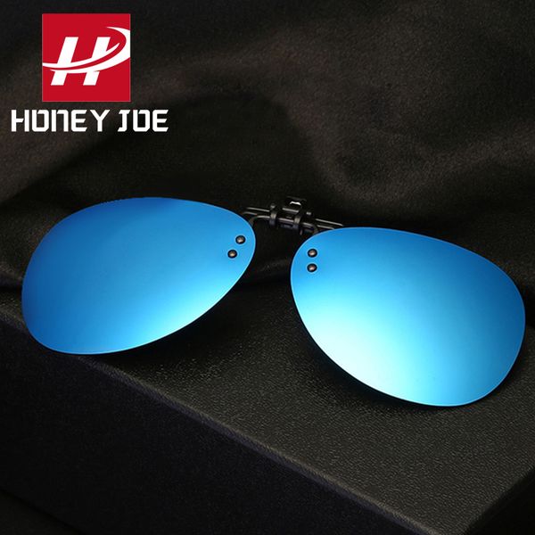 vintage polarized clip on flip up sunglasses clip for myopia glasses aviation pilot outdoor driving fishing eyewear shades uv400, White;black
vintage polarized clip on flip up sunglasses clip for myopia glasses aviation pilot outdoor driving fishing eyewear shades uv400, White;black