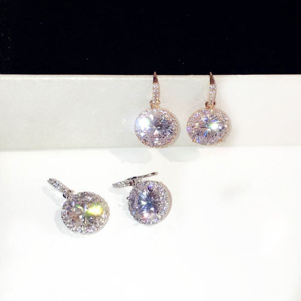wholesale- glittering popular trendy fashion luxury designer simple diamond zircon lovely stud earrings for woman girls gold silver, Golden;silver
wholesale- glittering popular trendy fashion luxury designer simple diamond zircon lovely stud earrings for woman girls gold silver, Golden;silver