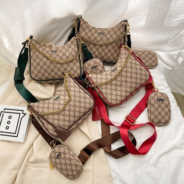 женщины мода письмо известного hobos pu сумка женщины сумки дизайнер кошелек сумка роскошного маленький кошелек 2020 новые стили
женщины мода письмо известного hobos pu сумка женщины сумки дизайнер кошелек сумка роскошного маленький кошелек 2020 новые стили