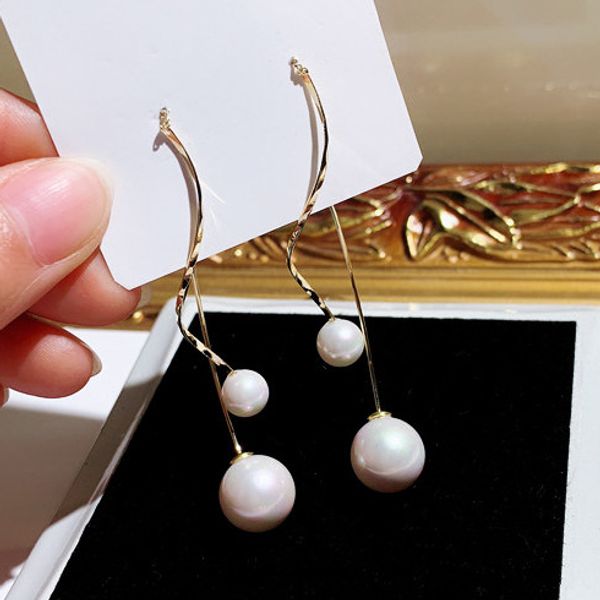 wholesale-new ins fashion trendy special geometry designer pearl linear stud earrings for woman girls dangle chandelier, Golden;silver
wholesale-new ins fashion trendy special geometry designer pearl linear stud earrings for woman girls dangle chandelier, Golden;silver