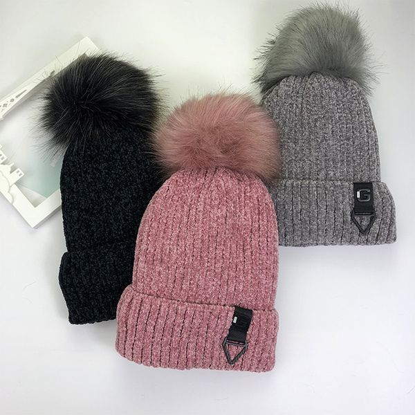women's spring and winter warm hat wool hand-made outdoor fashion furry fake fur ball elastic new product, Blue;gray
women's spring and winter warm hat wool hand-made outdoor fashion furry fake fur ball elastic new product, Blue;gray