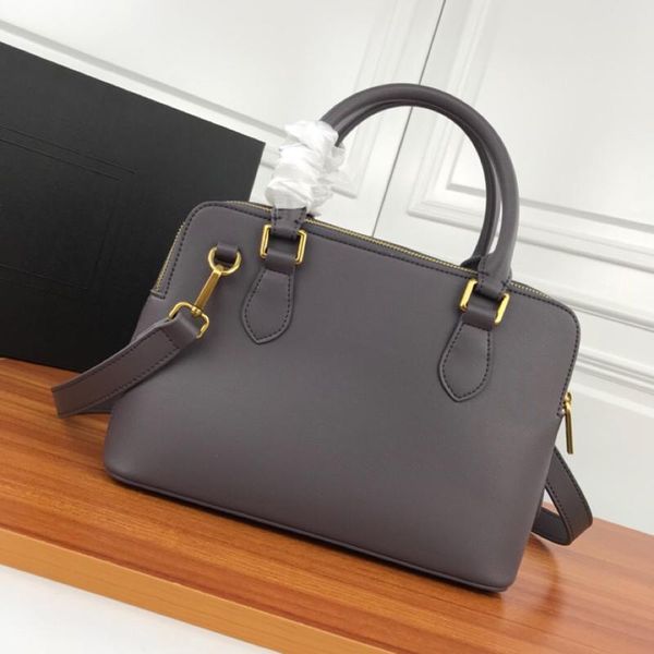 luxury handbags fashion women tote bags designer genuine leather spthree layer zipper bag for women shoulder crossbody bag high quality
luxury handbags fashion women tote bags designer genuine leather spthree layer zipper bag for women shoulder crossbody bag high quality
