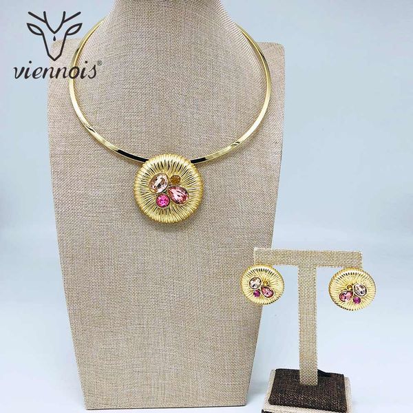 viennois мода золото цвет мотаться серьги цвет смешивания ожерелье комплект ювелирных изделий для женщин металла партии комплект ювелирных и, Silver
viennois мода золото цвет мотаться серьги цвет смешивания ожерелье комплект ювелирных изделий для женщин металла партии комплект ювелирных и, Silver