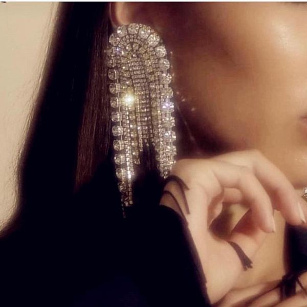 заявление новый бутик женщины блестящий кристалл rhinestone мотаться серьги ювелирные изделия макси дамский серьги аксессуары, Silver
заявление новый бутик женщины блестящий кристалл rhinestone мотаться серьги ювелирные изделия макси дамский серьги аксессуары, Silver