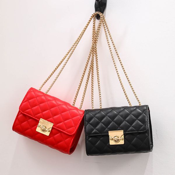 small bag female new 2019 student korean version of the simple wild net red small black bag texture slung girl chain bag
small bag female new 2019 student korean version of the simple wild net red small black bag texture slung girl chain bag