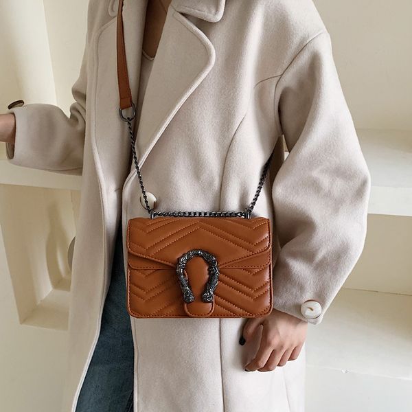 fashion embroidery small square bag 2020 korean version of the spring new simple female bag fashion shoulder messenger chain
fashion embroidery small square bag 2020 korean version of the spring new simple female bag fashion shoulder messenger chain