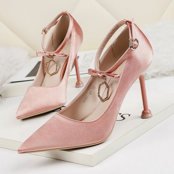pointed toe women pumps luxury crystal buckle strap high heels party shoes ladies stiletto bridal wedding shoes zapatos mujer, Black
pointed toe women pumps luxury crystal buckle strap high heels party shoes ladies stiletto bridal wedding shoes zapatos mujer, Black