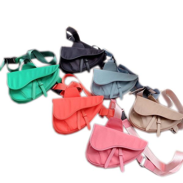 2020 summer new high-end fashion canvas saddle bag messenger shoulder bag handbag purse six-color choice 28*17
2020 summer new high-end fashion canvas saddle bag messenger shoulder bag handbag purse six-color choice 28*17