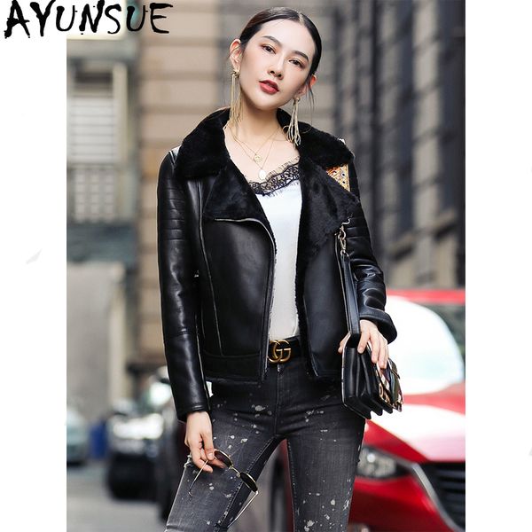 ayunsue 100% real sheepskin coat female natural sheep shearling fur coats 2019 winter jacket women genuine leather jacket my3742, Black
ayunsue 100% real sheepskin coat female natural sheep shearling fur coats 2019 winter jacket women genuine leather jacket my3742, Black