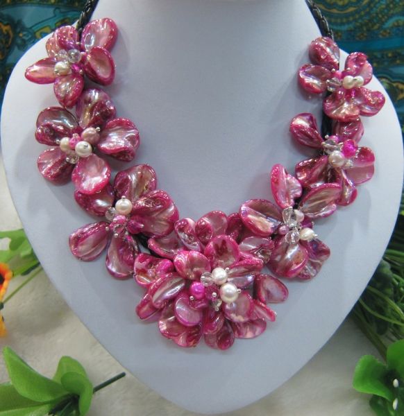 fashion pink baroque shell flower choker necklace, Golden;silver
fashion pink baroque shell flower choker necklace, Golden;silver