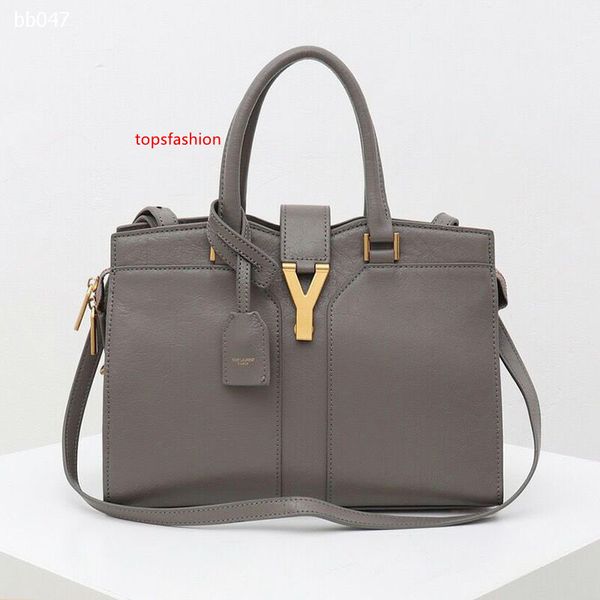 2020 trend tibetan leather passenger women s baotou layer cowhide handmade retro shoulder portable messenger bag size 30x22x15cm 
2020 trend tibetan leather passenger women s baotou layer cowhide handmade retro shoulder portable messenger bag size 30x22x15cm