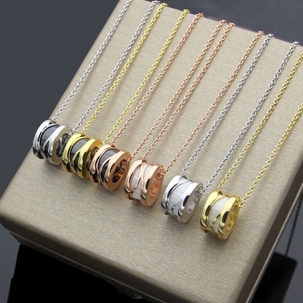 2020 designer new b-letter labyrinth hollowed out ceramic necklace black and white ceramic couple necklace with ripple pattern, Silver
2020 designer new b-letter labyrinth hollowed out ceramic necklace black and white ceramic couple necklace with ripple pattern, Silver