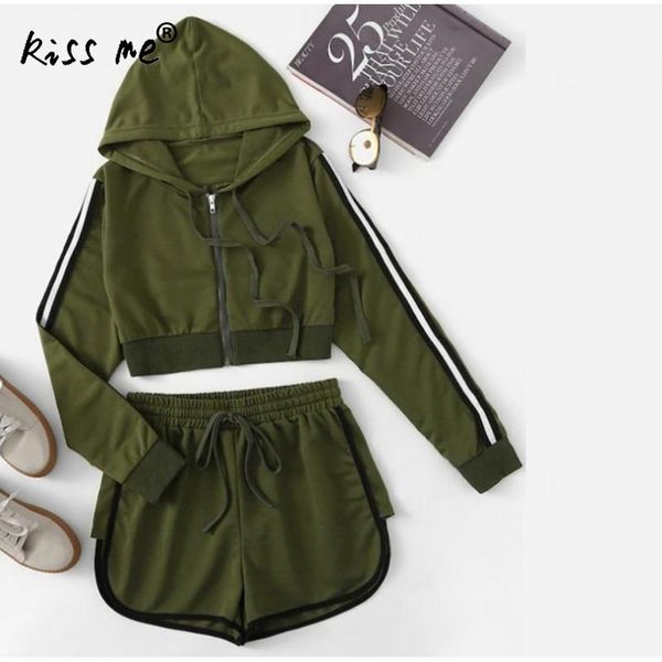 two piece women sport suit sets fitness gym yoga bra tshirt sportswear trainning sweatshirt short tracksuit running suit, Black;blue
two piece women sport suit sets fitness gym yoga bra tshirt sportswear trainning sweatshirt short tracksuit running suit, Black;blue