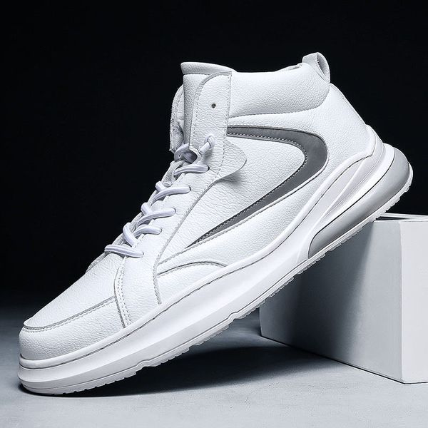 mens snow boots autumn winter warm men shoes fashion comfortable high outdoor sneakers men boots with fur flat winter shoes, Black 
mens snow boots autumn winter warm men shoes fashion comfortable high outdoor sneakers men boots with fur flat winter shoes, Black