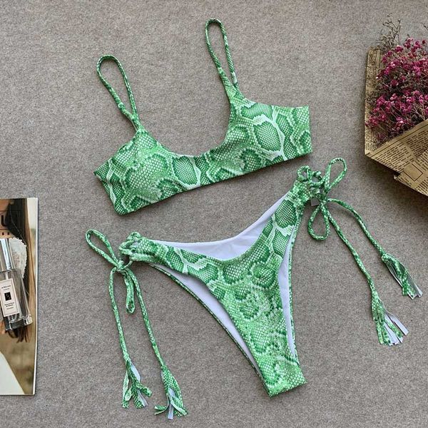 women's swimwear neon green tassel bikini 2021 print halter women swimsuit female two-pieces suit bather bathing monokini, White;black
women's swimwear neon green tassel bikini 2021 print halter women swimsuit female two-pieces suit bather bathing monokini, White;black