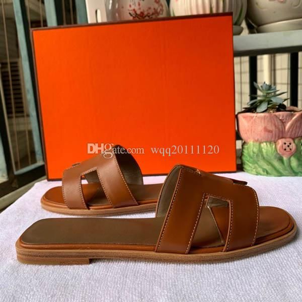 2020 women flip flops slipper summer slides sandals women genuine leather metal bee lovely bow tie flat slippers with box, Black
2020 women flip flops slipper summer slides sandals women genuine leather metal bee lovely bow tie flat slippers with box, Black