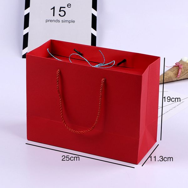 gift wrap 25x11.3x19cm kraft paper bag with handle wedding party favor bags shopping mooncake egg-yolk puff nougat package
gift wrap 25x11.3x19cm kraft paper bag with handle wedding party favor bags shopping mooncake egg-yolk puff nougat package