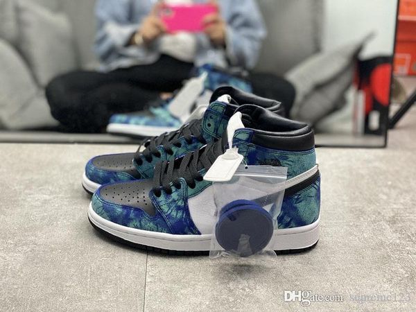 air aauthentic 1 high og retro wmns tie-dye basketball shoes aurora green woman man sports sneakers cd0461-100 with original box
air aauthentic 1 high og retro wmns tie-dye basketball shoes aurora green woman man sports sneakers cd0461-100 with original box