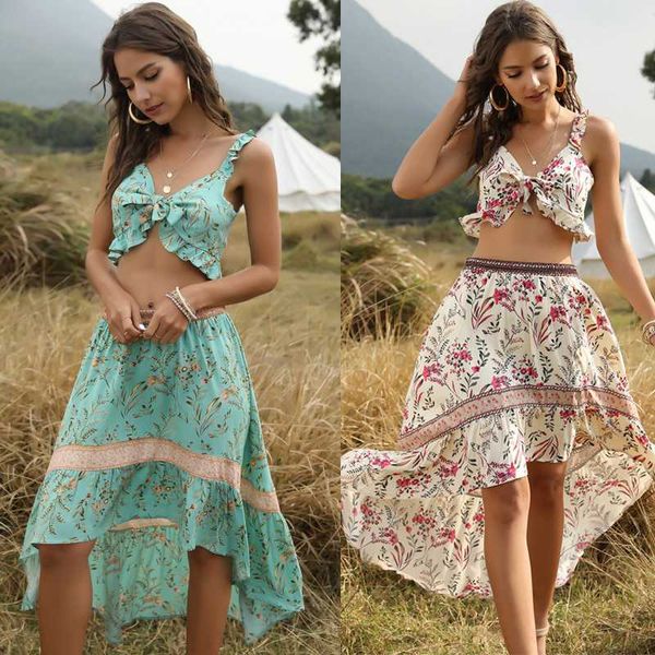 women's short skirt 2020 spring and summer open back waist short and irregular skirt fashion two piece set, Black;gray
women's short skirt 2020 spring and summer open back waist short and irregular skirt fashion two piece set, Black;gray