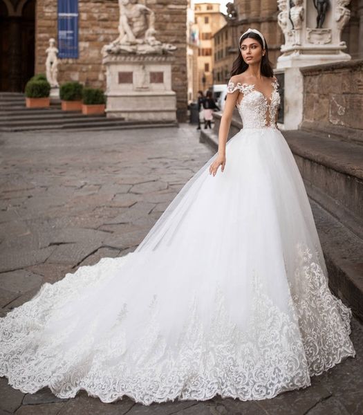 stylish sheer neck short sleeve wedding dresses lace appliques edge piping long bridal gown boho beach vestido de novia, White
stylish sheer neck short sleeve wedding dresses lace appliques edge piping long bridal gown boho beach vestido de novia, White