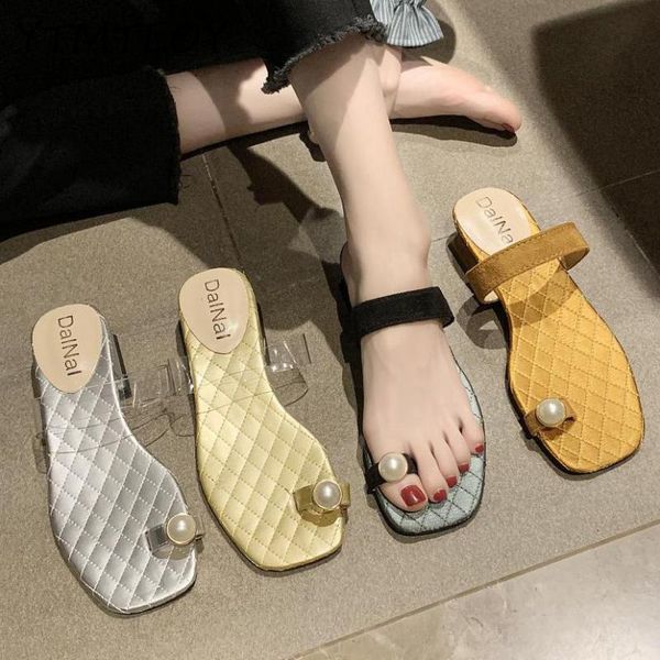 2020 summer square toe slippers flat women embroidery insole shoes transparent pvc slides flip flop shoes zapatillas mujer casa, Black
2020 summer square toe slippers flat women embroidery insole shoes transparent pvc slides flip flop shoes zapatillas mujer casa, Black