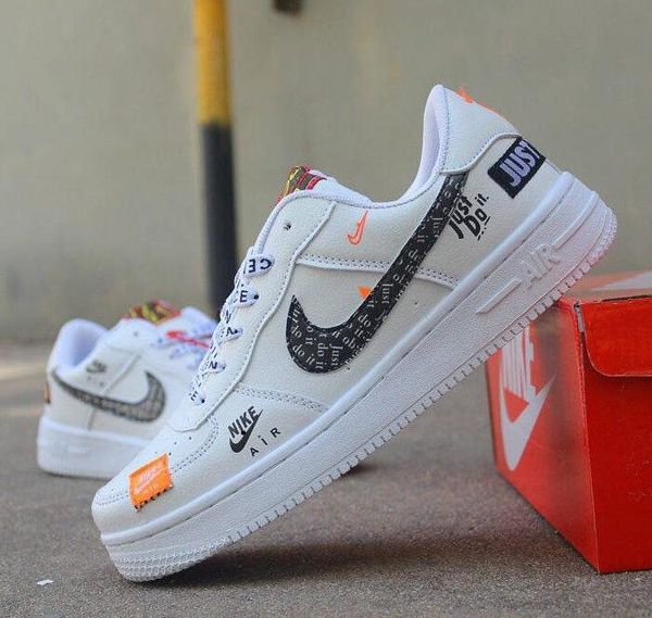 Ca ual hoe air force no 1 tide pure white high men and women hoe low to help couple cla ic hoe mm1 
Ca ual hoe air force no 1 tide pure white high men and women hoe low to help couple cla ic hoe mm1