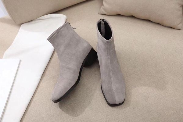 autumn and winter explosions fashion wild martin boots high heel short boots size 35-40 original packaging, Black
autumn and winter explosions fashion wild martin boots high heel short boots size 35-40 original packaging, Black