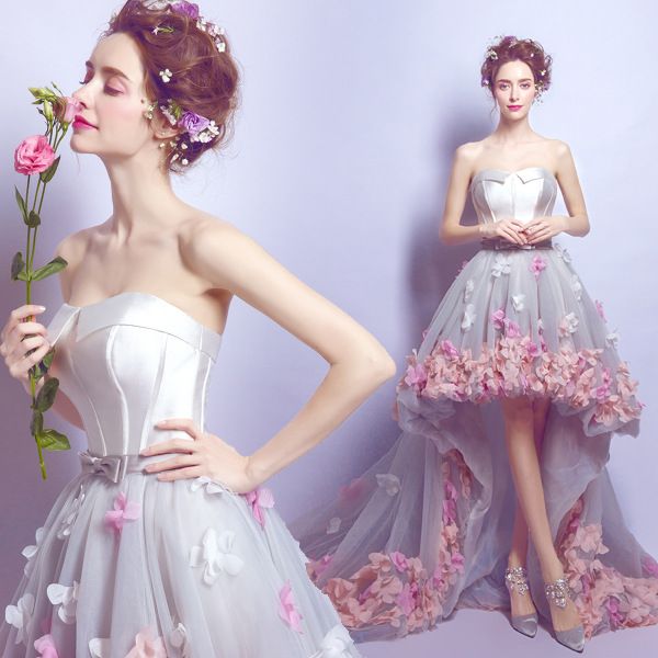sweetheart satin tulle high low wedding dress with flowers 2020 sweep train beach wedding gowns vestidos novia, White
sweetheart satin tulle high low wedding dress with flowers 2020 sweep train beach wedding gowns vestidos novia, White