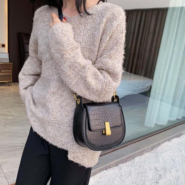 retro alligator pattern women saddle bag elegant exquisite pu leather shoulder bag ladies leisure crossbody bags bolsa df537
retro alligator pattern women saddle bag elegant exquisite pu leather shoulder bag ladies leisure crossbody bags bolsa df537