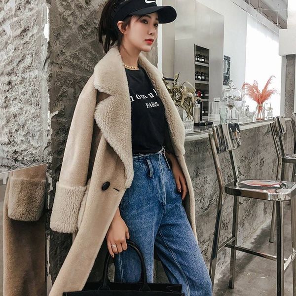 2019 real fur coat women winter natural sheep shearing fur streetwear jacket female oversize thick warm overcoat abrigos k380, Black
2019 real fur coat women winter natural sheep shearing fur streetwear jacket female oversize thick warm overcoat abrigos k380, Black