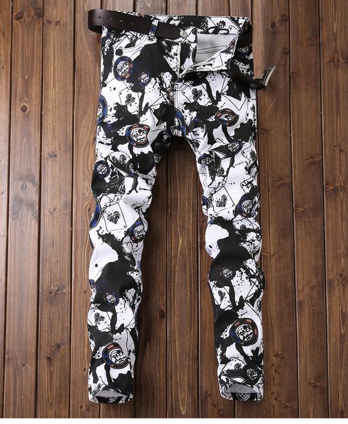 2020 new brand designer men's jeans slim fit jeans embroidery pants fashion motorcycle knight men's pants us size 29-38
2020 new brand designer men's jeans slim fit jeans embroidery pants fashion motorcycle knight men's pants us size 29-38