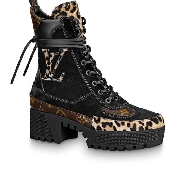2o19q luxury designer printed stripes thick sole short boots womens thick sole martin boots genuine leather lace up short boots
2o19q luxury designer printed stripes thick sole short boots womens thick sole martin boots genuine leather lace up short boots