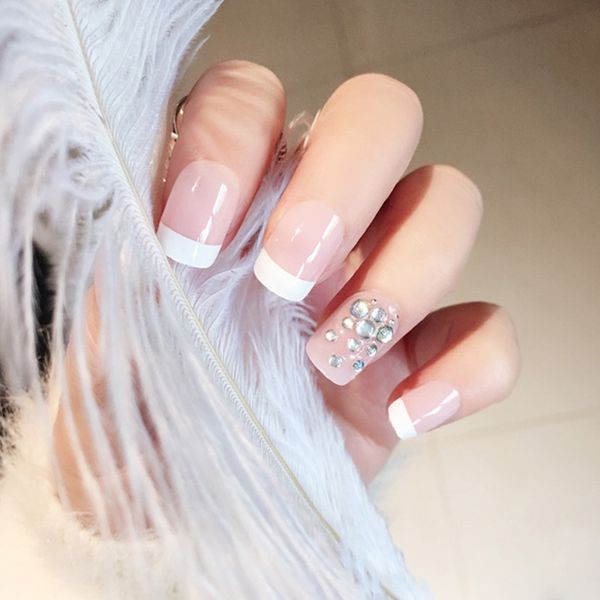 24pcs false nails french tips art design fake nail tips full cover nails with glue, Red;gold
24pcs false nails french tips art design fake nail tips full cover nails with glue, Red;gold