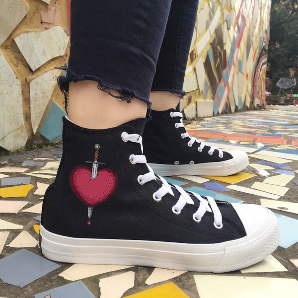 wen 2019 spring and autumn outdoor walking cool casual shoes sword wear heart creative-men and women canvas shoes breathable
wen 2019 spring and autumn outdoor walking cool casual shoes sword wear heart creative-men and women canvas shoes breathable