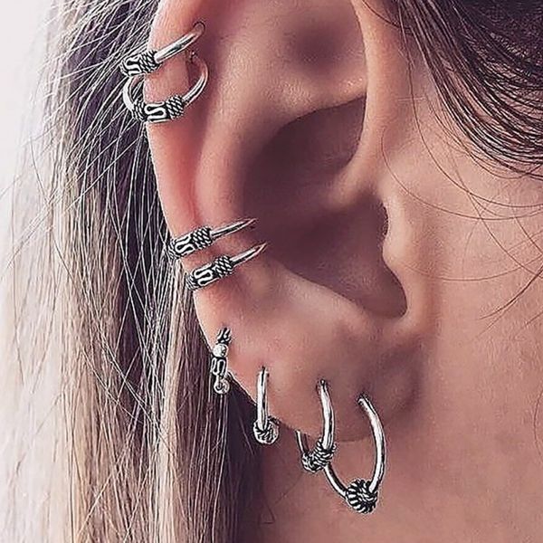 8pcs/set bohemian fashion c-shaped small round circle hoop earrings set women jewelry accessories, Golden;silver
8pcs/set bohemian fashion c-shaped small round circle hoop earrings set women jewelry accessories, Golden;silver
