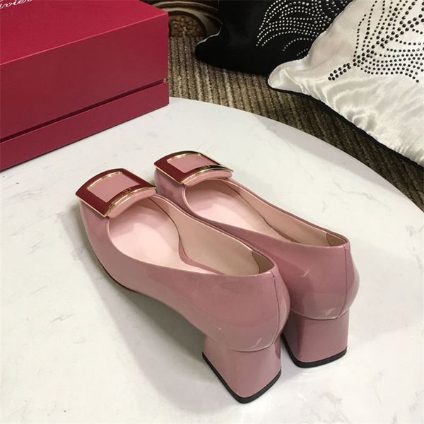 2020 new fashion women shoes high heels fashion women shoes heels women dress shoes real leather come with box, Black
2020 new fashion women shoes high heels fashion women shoes heels women dress shoes real leather come with box, Black