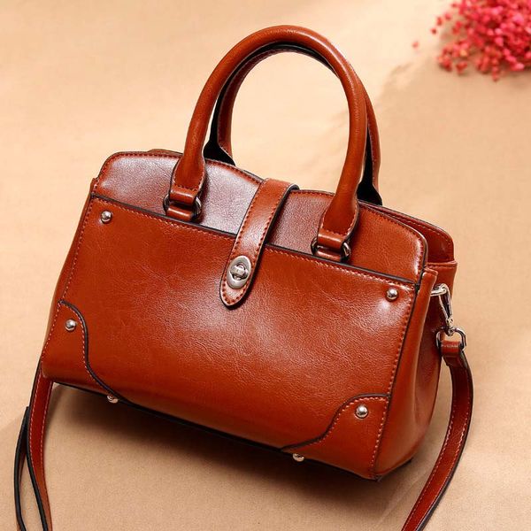 2019 new fashion solid color women hand bags leather female luxury shoulder casual bags handbag fashion quality messenger
2019 new fashion solid color women hand bags leather female luxury shoulder casual bags handbag fashion quality messenger