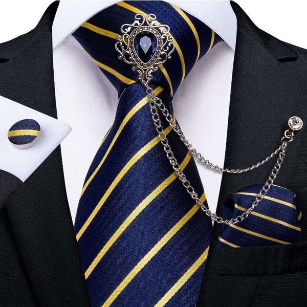 new design fashion men tie pocket square brooch chain set 8cm wide silk necktie wedding party business ties for men dibangu, Black;gray
new design fashion men tie pocket square brooch chain set 8cm wide silk necktie wedding party business ties for men dibangu, Black;gray