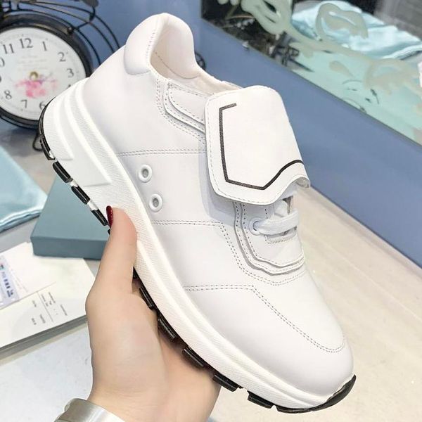 brand shoes casual ladies sneakers designer white sports trainer walking jogging running women's shoes sports shoes with q, Black
brand shoes casual ladies sneakers designer white sports trainer walking jogging running women's shoes sports shoes with q, Black