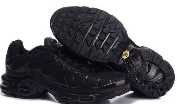 2020 tn mens casual shoes new black white air tn plus ultra sports shoes tn requin fashion sneakers
2020 tn mens casual shoes new black white air tn plus ultra sports shoes tn requin fashion sneakers