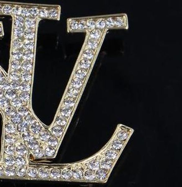 fashion brand letters brooches crystal rhinestone corsage scarf clips women girl suit lapel accessories wedding jewelry, Gray 
fashion brand letters brooches crystal rhinestone corsage scarf clips women girl suit lapel accessories wedding jewelry, Gray