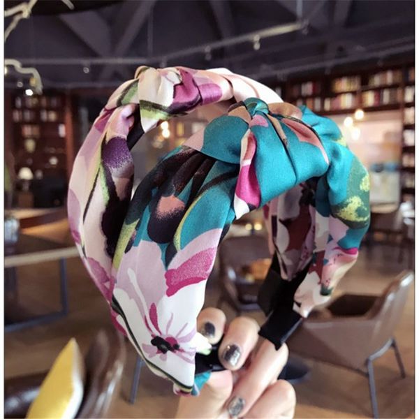 korea handmade cloth satin print knot wide hairbands for women head wear hair accessories autumn winter-smawhrb005d
korea handmade cloth satin print knot wide hairbands for women head wear hair accessories autumn winter-smawhrb005d