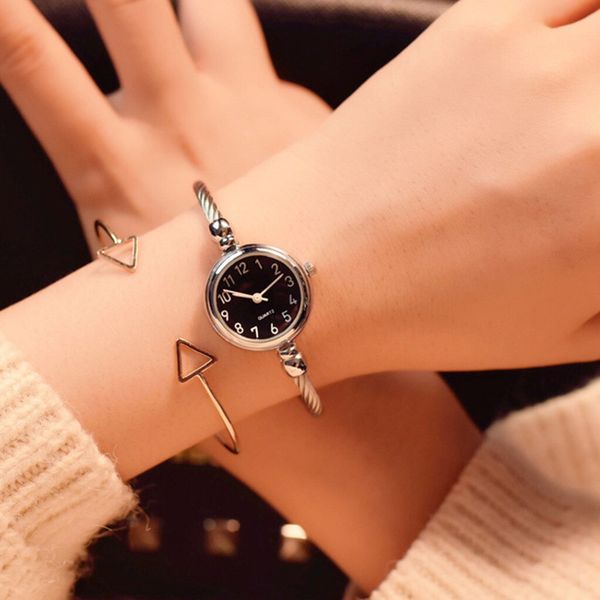 luxury women bracelet watches 2019 fashion wrist watch casual ladies watch female quartz wristwatch, Slivery;brown 
luxury women bracelet watches 2019 fashion wrist watch casual ladies watch female quartz wristwatch, Slivery;brown