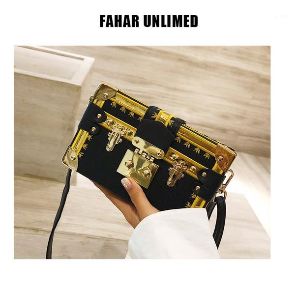 vintage box shape crossbody bags for women 2019 new small female flap purses handbags women bags messenger1
vintage box shape crossbody bags for women 2019 new small female flap purses handbags women bags messenger1