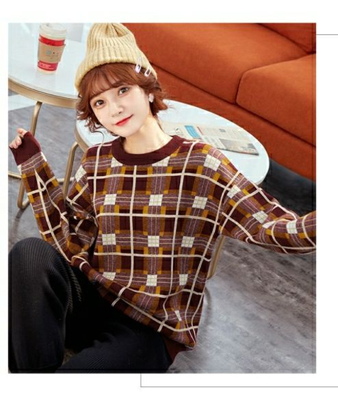 2020 new winter knitwear women's loose plaid round neck long sleeve top, White;black
2020 new winter knitwear women's loose plaid round neck long sleeve top, White;black
