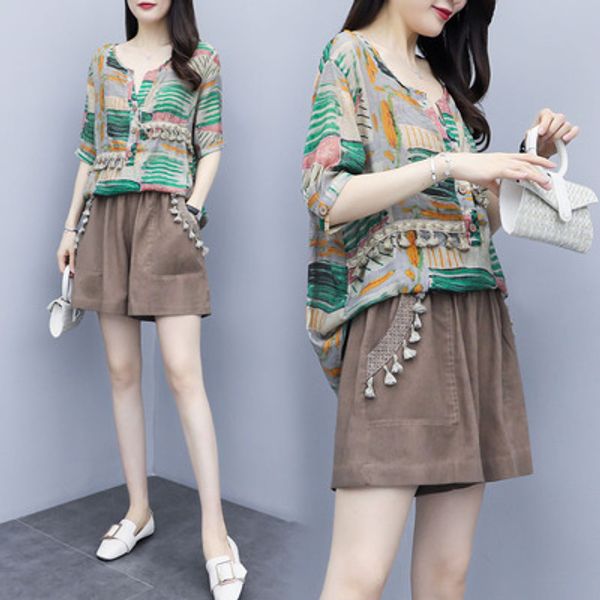 korean 2020 summer plus size women two piece outfits green stripe women sets short sets for woman tassel cotton and linen set, White
korean 2020 summer plus size women two piece outfits green stripe women sets short sets for woman tassel cotton and linen set, White