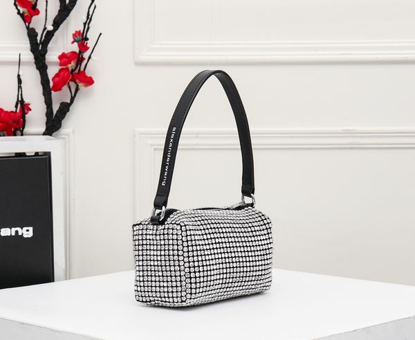 diamond with cowhide bag ladies fashion design portable full diamond bag european and american fan classic wild shoulder diagonal small bag
diamond with cowhide bag ladies fashion design portable full diamond bag european and american fan classic wild shoulder diagonal small bag