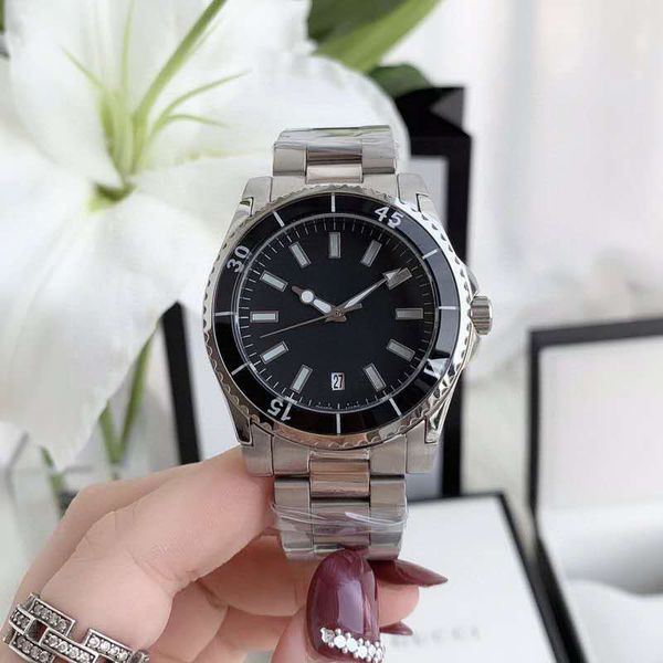 selling new wristwatches men's sports watch quartz movement stainless steels strap with calendar designer men s luxury watches, Slivery;brown
selling new wristwatches men's sports watch quartz movement stainless steels strap with calendar designer men s luxury watches, Slivery;brown
